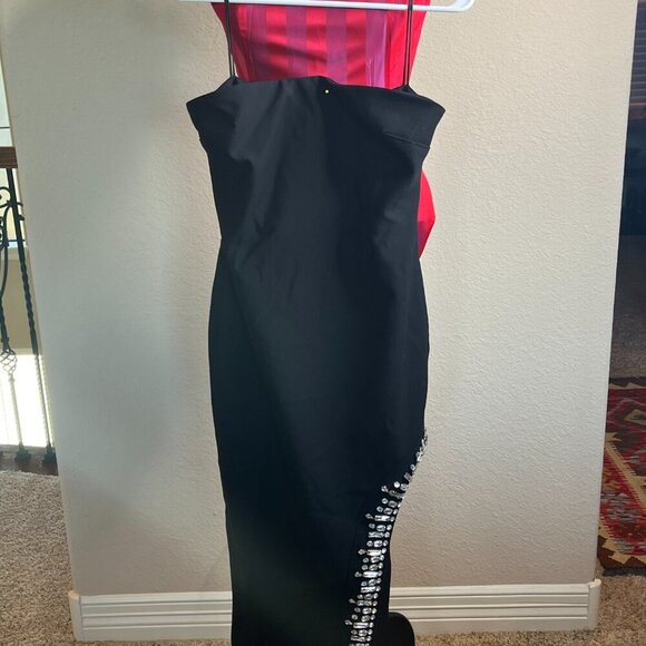 Cinq à Sept Sammy Embellished Slit Gown - Picture 4 of 6